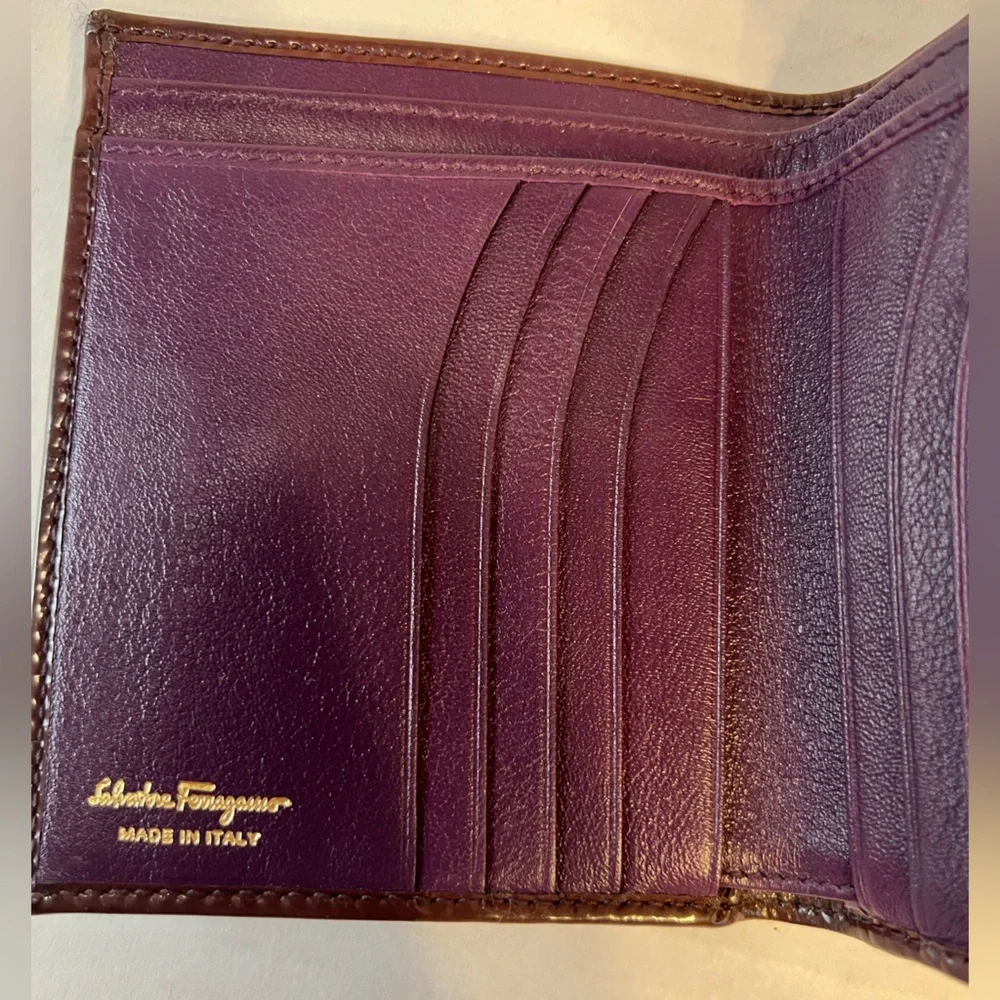 Vintage Salvatore Ferragamo Purple Patent Leather‎ Wallet